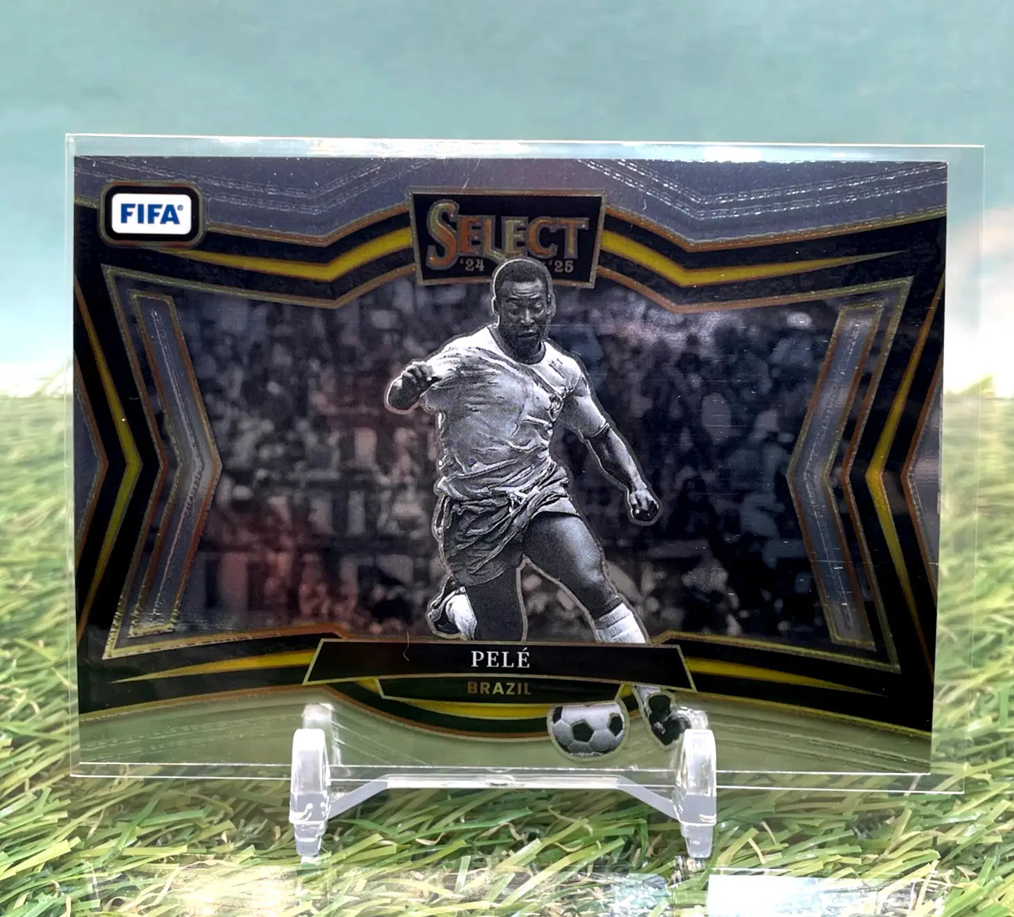 Pele 2024-25 Panini Select FIFA Field Level #250 - Soccer Card Single