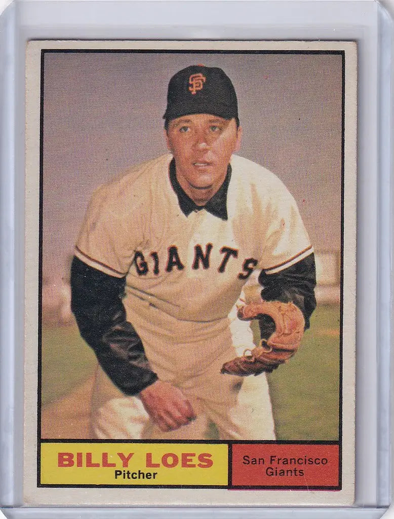Baseball card of Billy Loes, San Francisco Giants pitcher in uniform from 1961 Topps