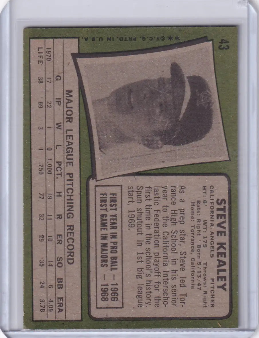Vintage 1971 Topps Baseball card of Steve Kealey from California Angels in black and white