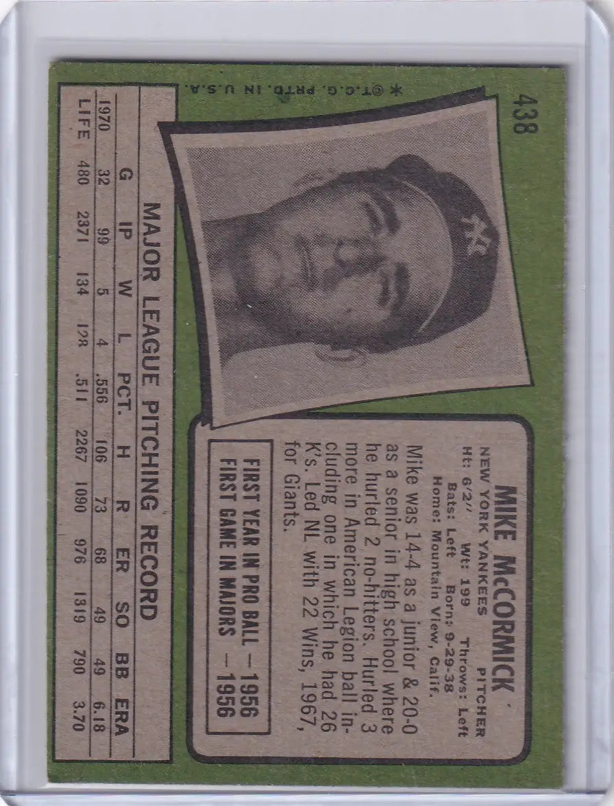 Baseball card of Mike McCormick from 1971 Topps Baseball featuring New York Yankees logo