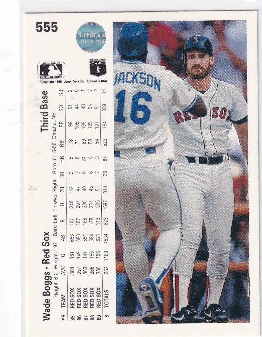 1990 UPPER DECK #555 WADE BOGGS- BOSTON RED SOX - Baseball Card Single