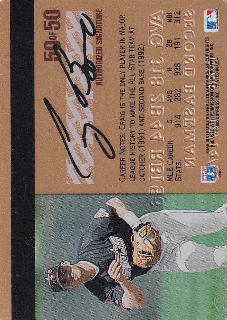 1995 Leaf Studio Baseball Gold Credit Card featuring Craig Biggio making a fielding play