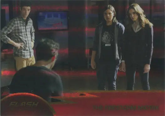 Group of young people in dim light featured on Flash Season 1 Foil Parallel Chase Card