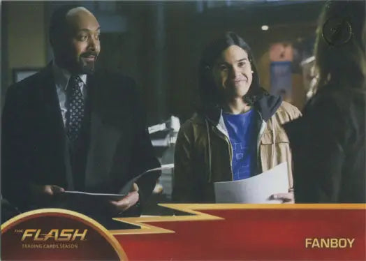 Flash Season 1 Gold Logo Parallel Chase Card featuring characters from The Flash