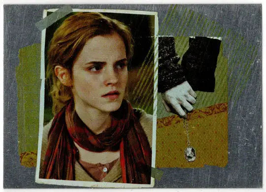 Harry Potter And The Deathly Hallows Part 2 Foil Box Topper Card BT2 - Entertainment Memorabilia