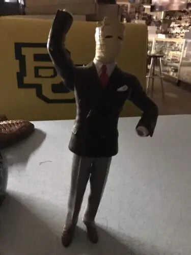 Bandaged man in suit figurine from the Invisible Man Model Vinyl Kit Vintage Universal