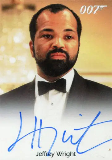 Portrait of Jeffrey Wright as Felix Leiter in a tuxedo on the autograph card