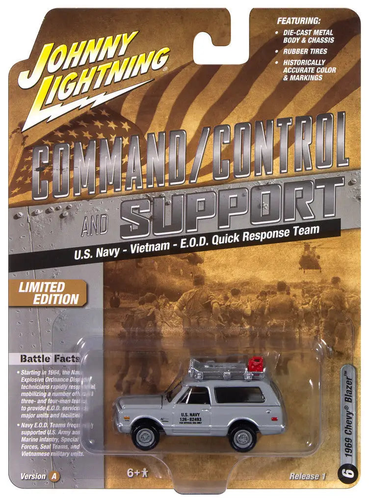 Johnny Lightning Military 1969 Chevy Blazer U.S. Navy Vietnam Version A diecast car