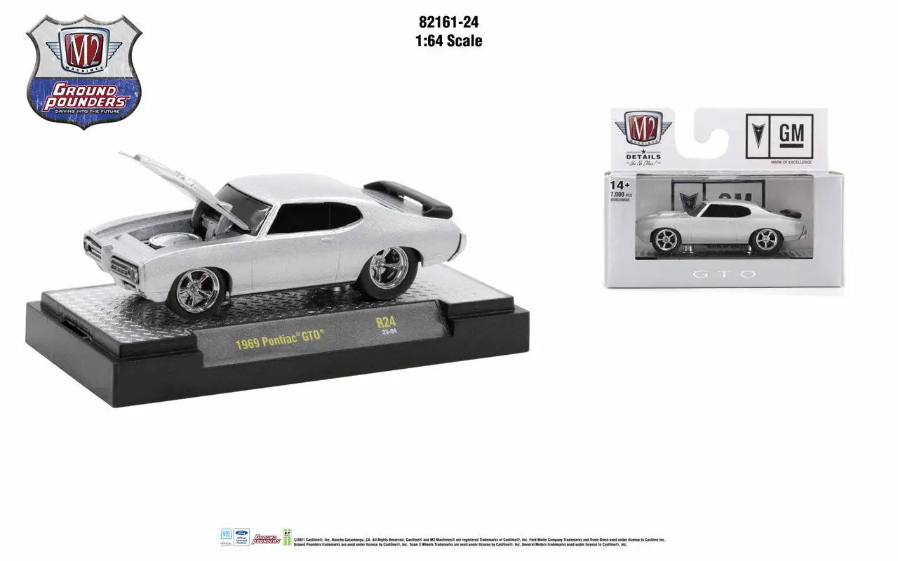 White classic muscle car on display, M2 Machines Ground Pounder R24 1969 Pontiac GTO