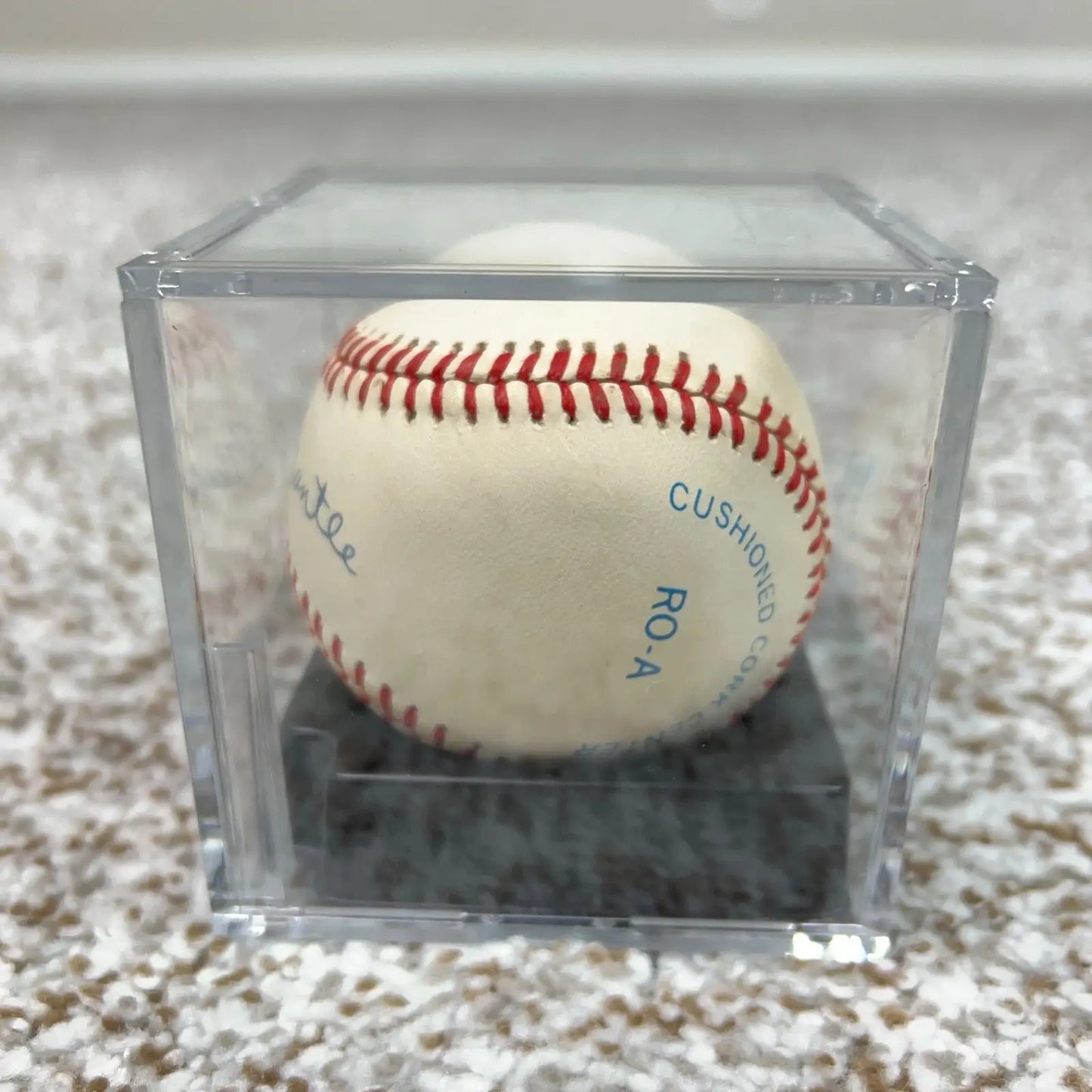 Mickey Mantle Autographed Baseball UV Case PSA DNA COA Authenticated HOF Auto - Sports Memorabilia