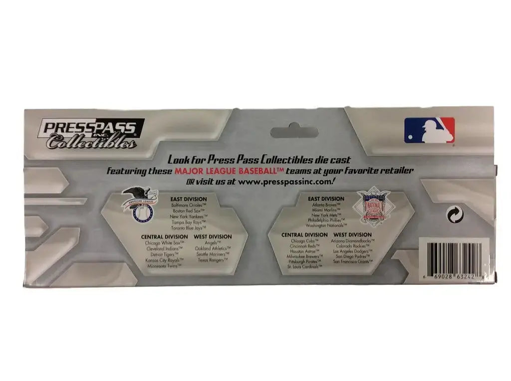 PressPass 1:80 Scale 2012 Tractor Trailer Philadelphia Phillies Fade Design - Collectibles