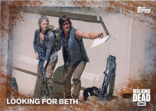 Walking Dead Season 5 Rust Parallel Base card featuring characters in Looking for Beth scene