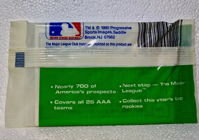 10 NFL NBA MLB Sealed Sports Card Packs - Fleer / ProCard / Pro Prospect / Score - Sealed: Baseball Card Box