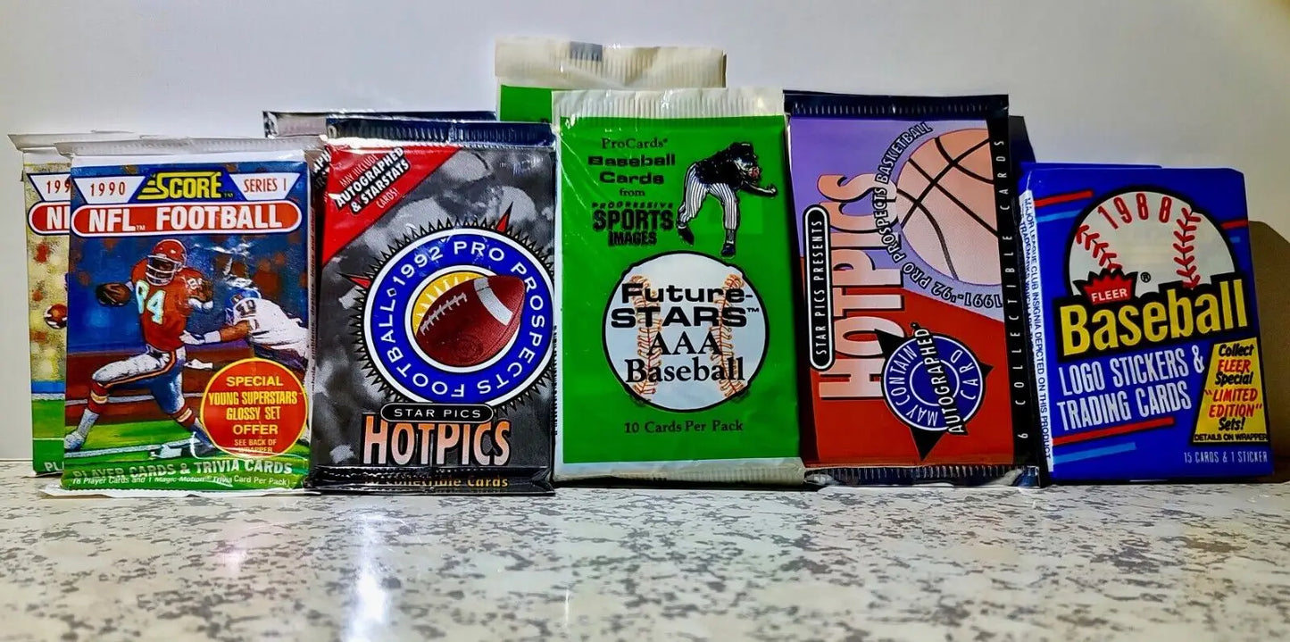10 NFL NBA MLB Sealed Sports Card Packs - Fleer / ProCard / Pro Prospect / Score - Sealed: Baseball Card Box