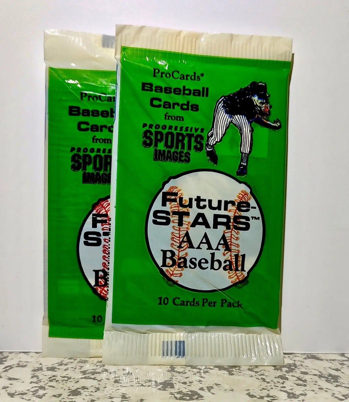 10 NFL NBA MLB Sealed Sports Card Packs - Fleer / ProCard / Pro Prospect / Score - Sealed: Baseball Card Box