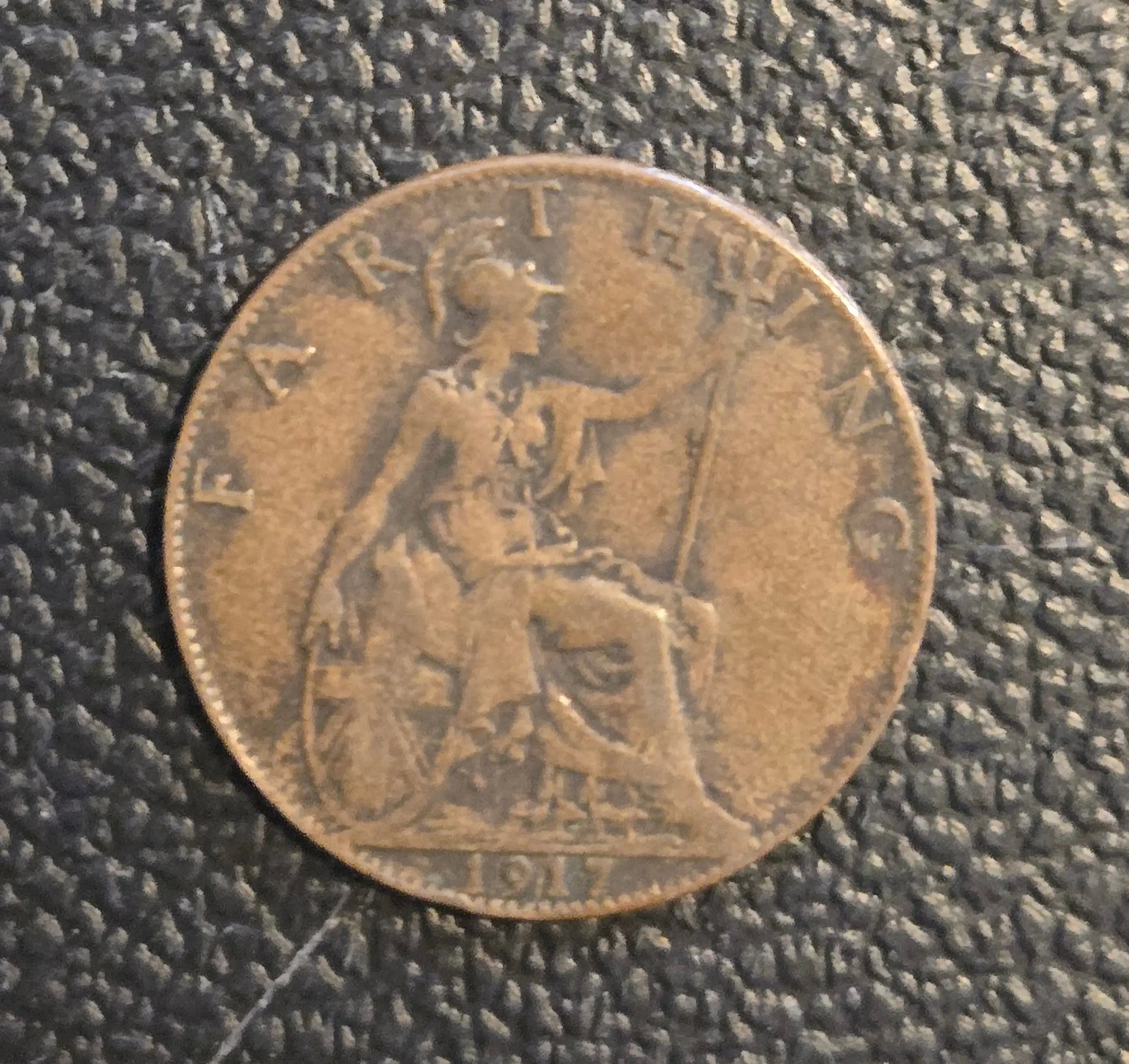 1917 Great Britain Farthing King George V Britannia World Coin SKU: b6 - Coins & Currency