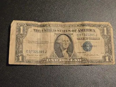 1935 G US Silver Certificate One Dollar Bill - Great Condition - Coins & Currency