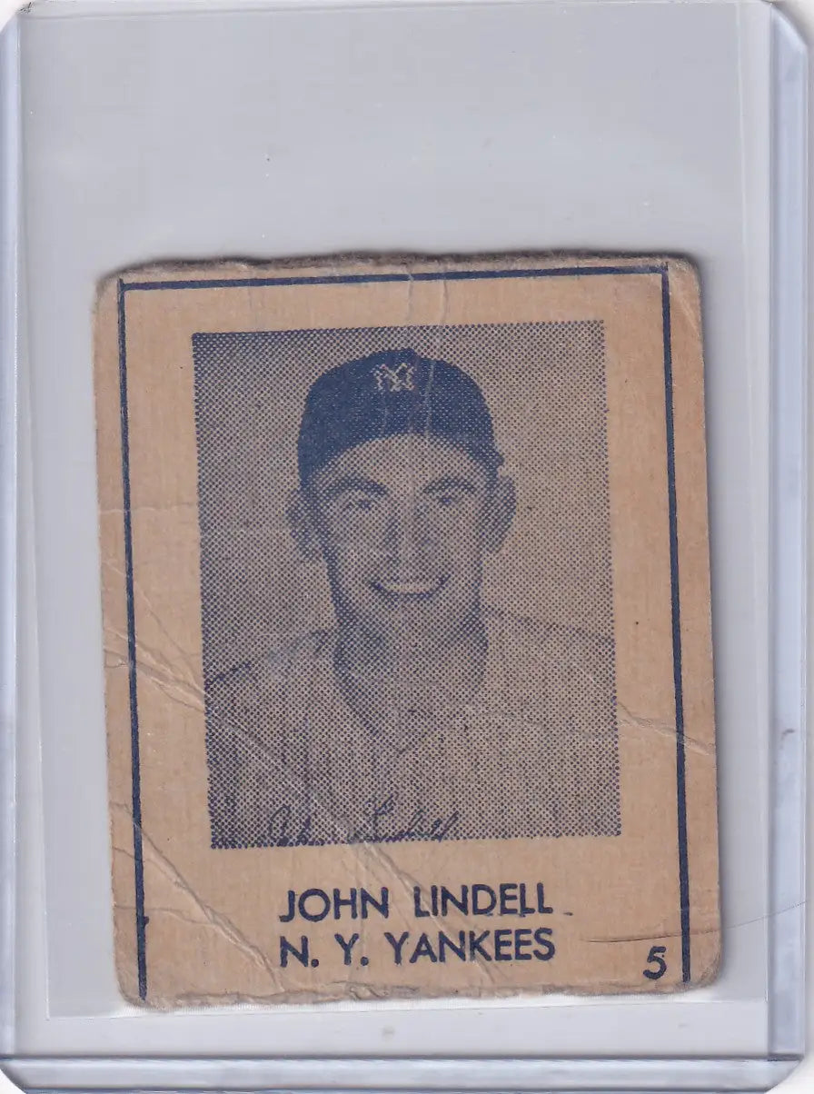1948 R346 Blue Tint #5 John Lindell- New York Yankees - Baseball Card Single