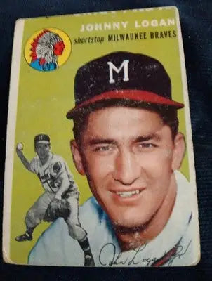 1954 Topps - Johnny Logan #122. Milwaukee Braves. Miscut. VG - Baseball Card Single