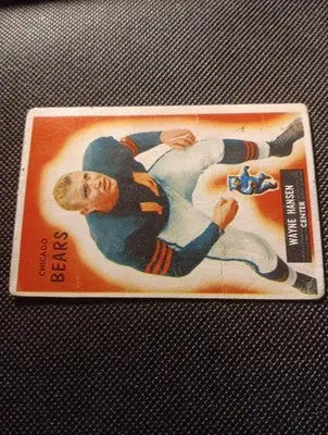 1955 Bowman - Wayne Hansen #125 (RC). Chicago Bears. Creased. VG - Football Card Single