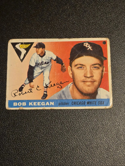 Vintage 1955 Topps Bob Keegan baseball card featuring Chicago White Sox pitcher