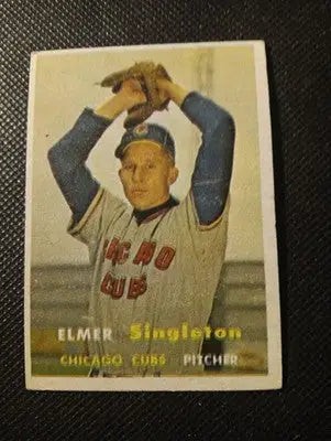 1957 Topps - Elmer Singleton #378. Chicago Cubs. VG+ - EX - Baseball Card Single