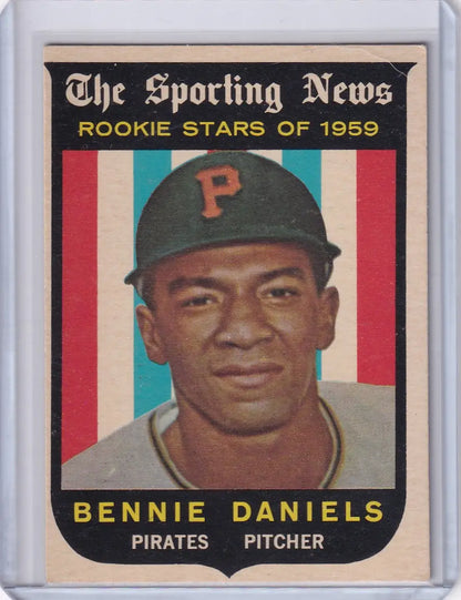 Baseball card of Bennie Daniels from the 1959 Topps Baseball Pittsburgh Pirates RC set