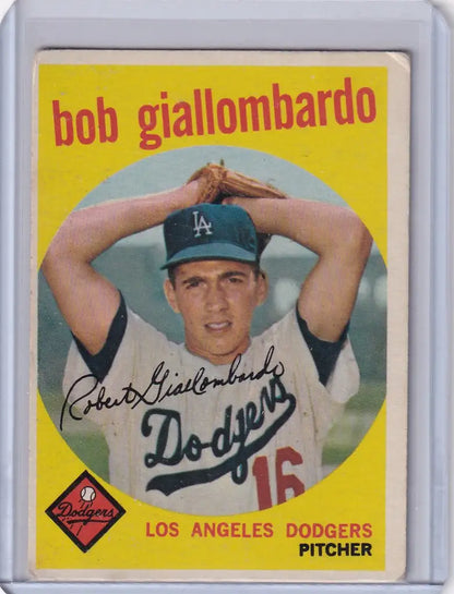 Baseball card of 321a Bob Giallombardo from Topps Baseball featuring Los Angeles Dodgers pitcher