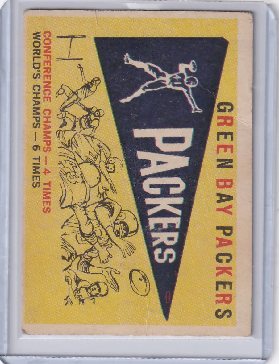 Vintage Green Bay Packers football card from 1959 Topps Football featuring Packers pennant