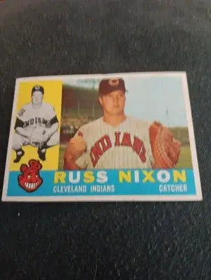 1960 Topps - Russ Nixon #36. Cleveland Indians. EX+ - Baseball Card Single