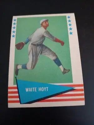 1961 Fleer Baseball Greats - Waite Hoyt #44. EX + Baseball Card Single