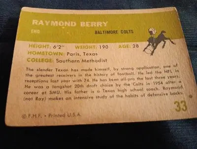 1961 Fleer - Raymond Berry #33. Baltimore Colts. VG+ - Football Card Single