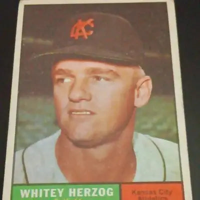1961 Topps - Whitey Herzog Kansas City Athletics #106. EX Baseball Card - Baseball Card Single
