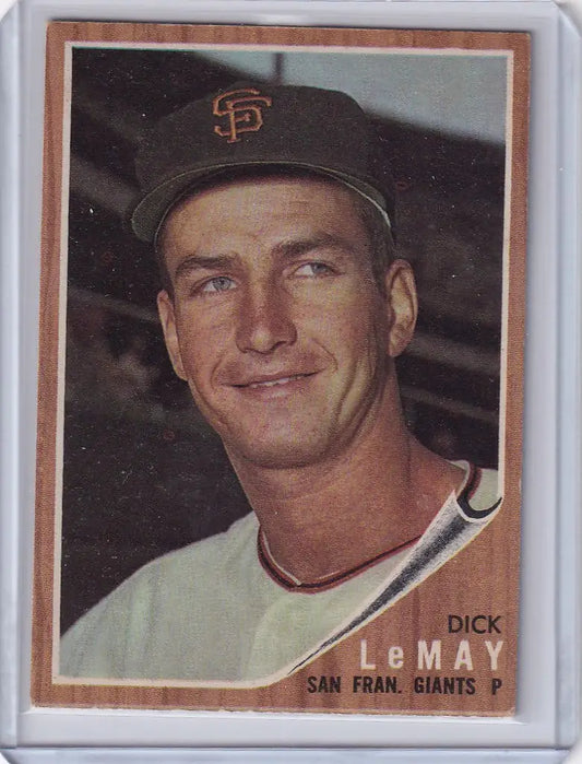 Baseball card of Dick LeMay smiling for the San Francisco Giants 1962 Topps RC