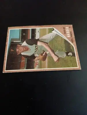 1962 Topps - Harvey Haddix #67. Pirates. EX - Baseball Card Single
