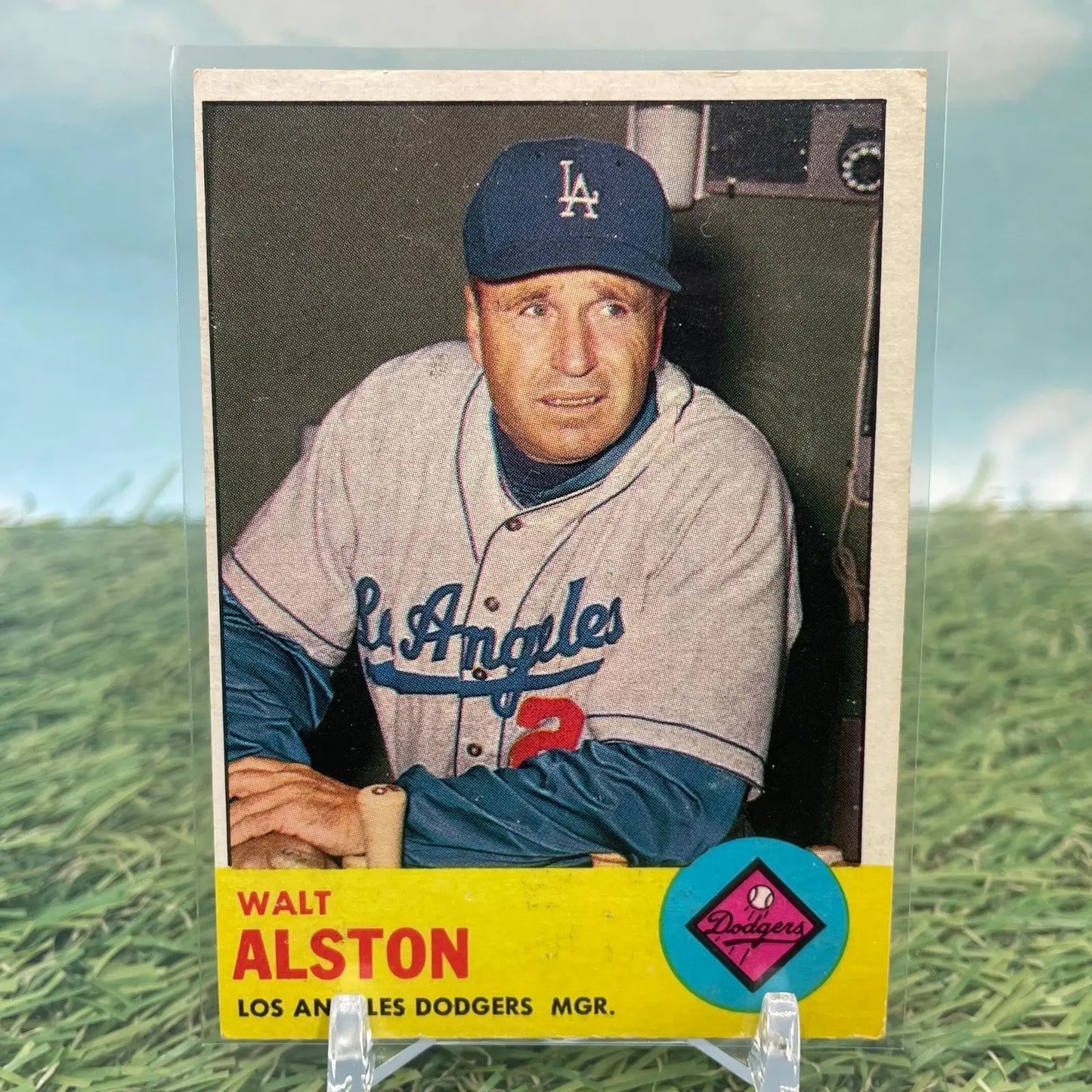 1963 Topps Baseball Card #154 Walt Alston Los Angeles Dodgers EXMT