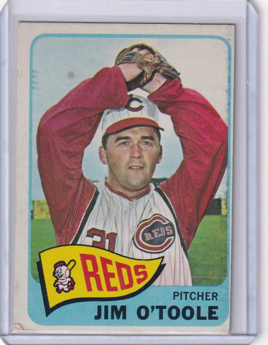 1965 Topps Baseball card of Jim O’Toole in red and white Cincinnati Reds uniform