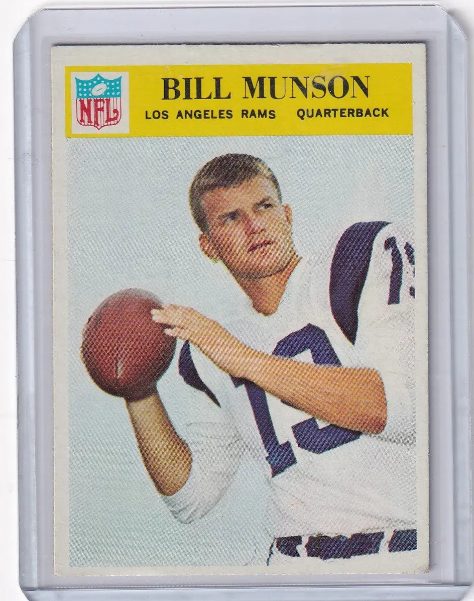 1966 Philadelphia Football Bill Munson Los Angeles Rams football card collectible