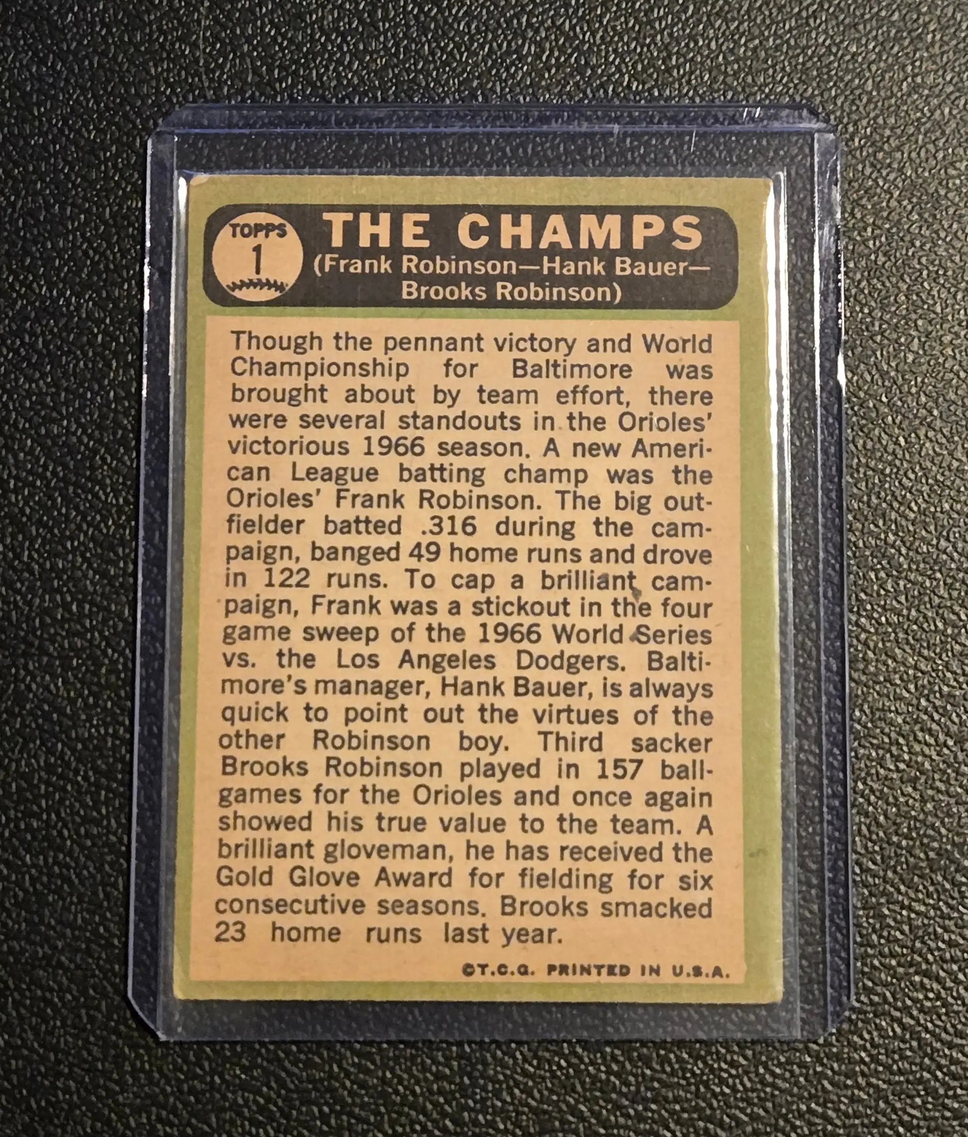 1967 Topps #1 The Champs (Frank Robinson / Hank Bauer / Brooks Robinson