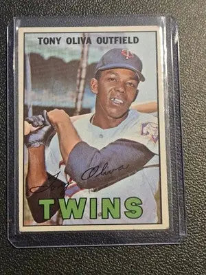 1967 Topps #50 Tony Oliva - Baseball Card Single