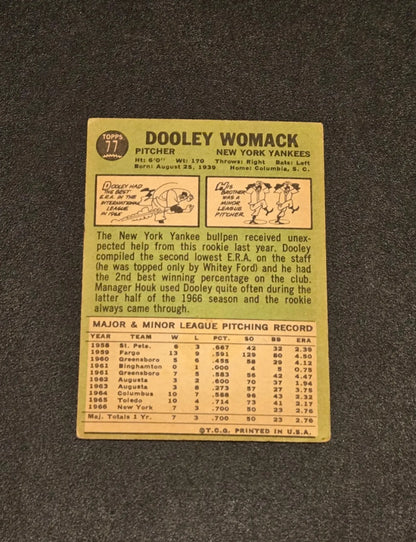 1967 Topps #77 Dooley Womack - Trading Cards