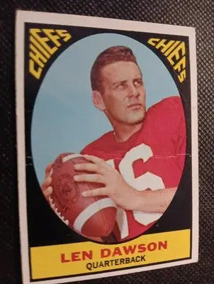 1967 Topps - Len Dawson #61. KC Chiefs. Crease. Corner Wear. VG - VG+ - Football Card Single