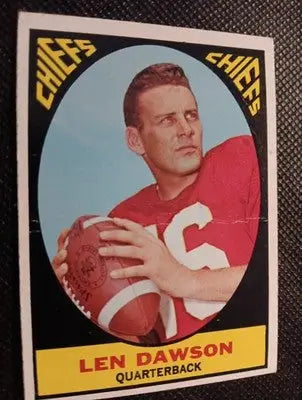 1967 Topps - Len Dawson #61. KC Chiefs. Crease. Corner Wear. VG - VG+ - Football Card Single