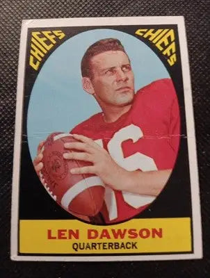 1967 Topps - Len Dawson #61. KC Chiefs. Crease. Corner Wear. VG - VG+ - Football Card Single