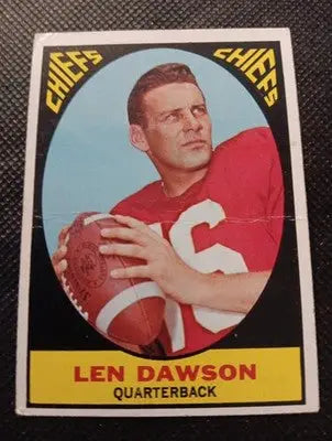 1967 Topps - Len Dawson #61. KC Chiefs. Crease. Corner Wear. VG - VG+ - Football Card Single