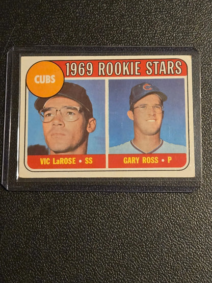 1969 Topps Rookie Stars baseball card featuring Vic LaRose and Gary Ross for the Cubs