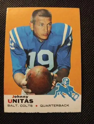 1969 Topps - Johnny Unitas #25. Baltimore Colts. EX. imperfect cut - Football Card Single