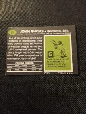 1969 Topps - Johnny Unitas #25. Baltimore Colts. EX. imperfect cut - Football Card Single