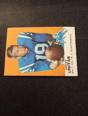 1969 Topps - Johnny Unitas #25. Baltimore Colts. EX. imperfect cut - Football Card Single