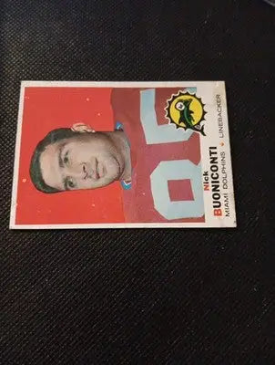 1969 Topps - Nick Buoniconti #192. Miami Dolphins. VG+ - Football Card Single